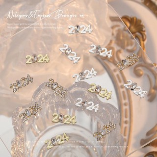 Charm số 2024 đính đá gắn trang trí móng tay