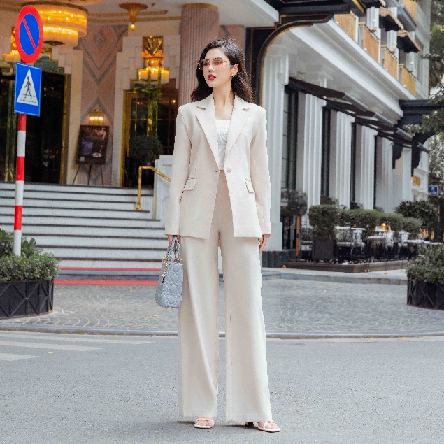 RECHIC Áo blazer cơ bản Key tay dài phong cách công sở đứng form hack dáng thanh lịch