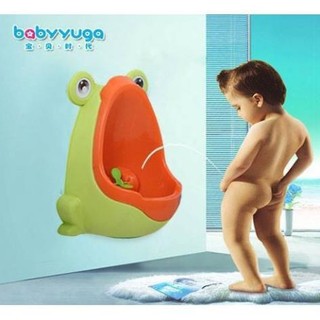 Bô đứng tiểu cho bé trai