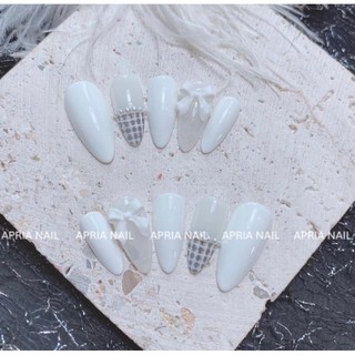 Nailbox thiết kế trắng mix nơ - a31