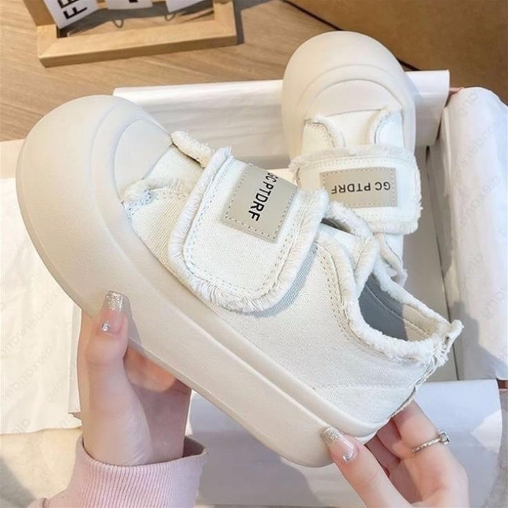 Giày lười slipon chất vải canvans tinh tế