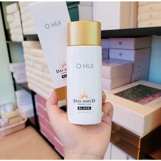 Kem chống nắng Ohui Black lên tông nhẹ dưỡng trắng da 80ml