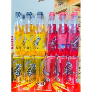 Lốc 4 chai /lon sting hương dâu- tăng lực