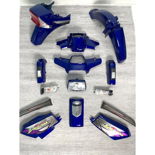 Dàn áo Dream Xanh Limited nhựa nguyên sinh DTV