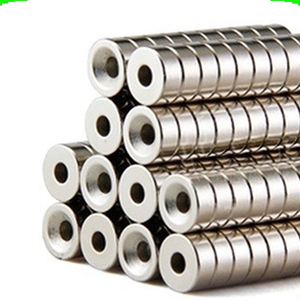 Nam châm đất hiếm tròn có lỗ đường kính 8-15mm