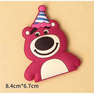 Trang trí silicon hình gấu Lotso dâu đội mũ sinh nhật