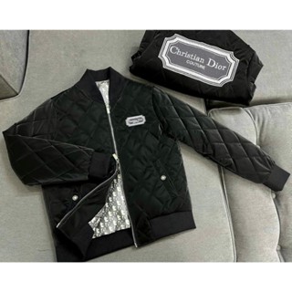 Áo phao nhung quả trám Di ô hình thêu logo full back siêu đẹp-Áo khoác trần bông nam nữ form dáng cực chất