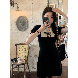 Váy len quảng châu cao cấp, màu đen phối cổ tiểu thư trắng thắt nơ .