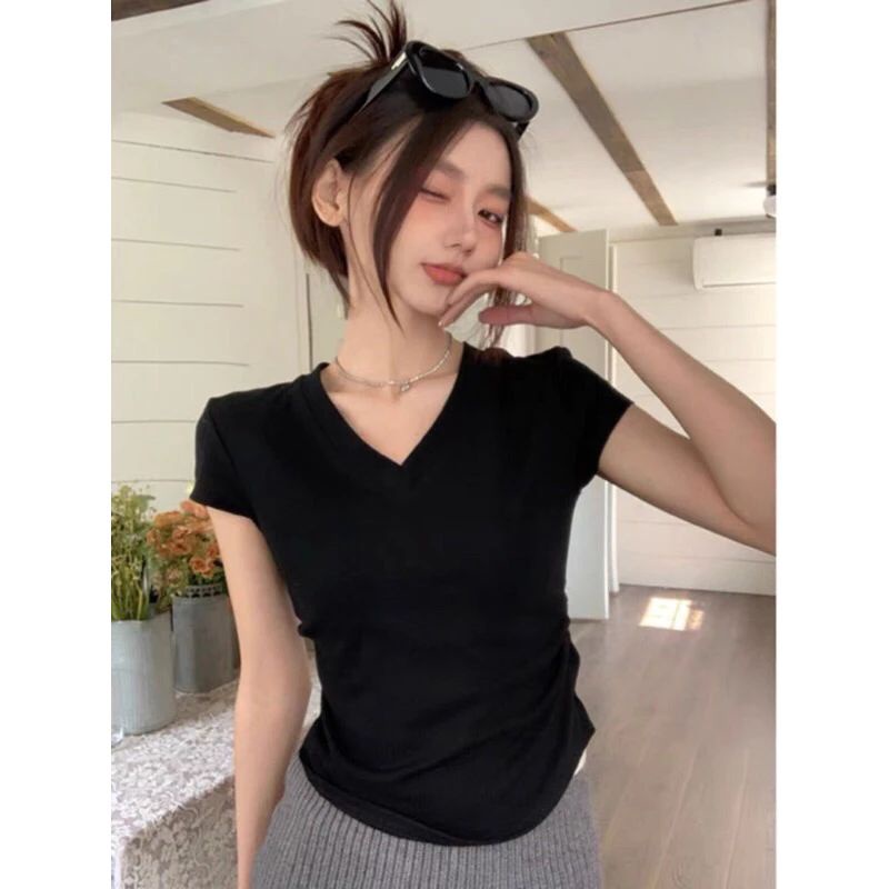 Áo thun nữ cổ tim chất cotton kiểu basic AS184