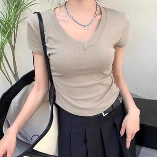 Áo thun nữ cổ tim chất cotton kiểu basic AS184