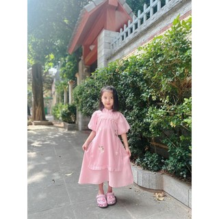 Áo dài cách tân bé gái thiết kế liền thân dáng váy thêu hoa tay bồng AD3 size đại 14-45kg