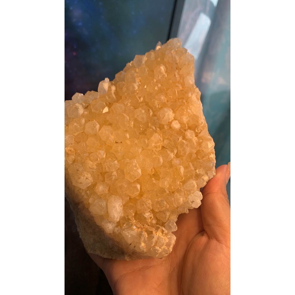 Mảnh đá Thạch Anh vàng Citrine pha lê lấp lánh tự nhiên tặng đế năng lượng vũ trụ mã 499