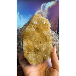 Một cái hộp đá stone tự nhiên Natural vàng Citrine lấp lánh Natural thiên nhiên chiêu tài lộc 216
