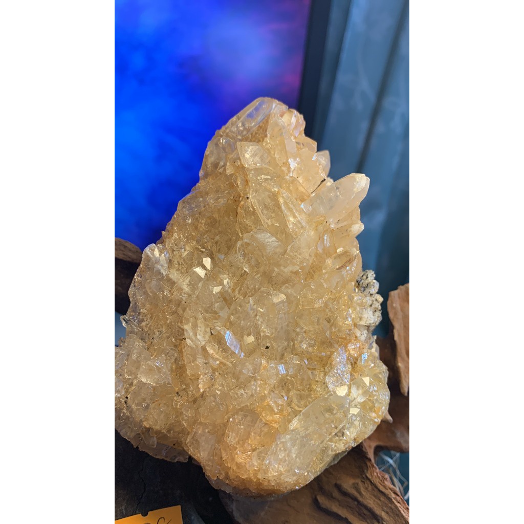 Bụi stone Thạch Anh Lemurian vàng Citrine tự nhiên chớp nhọn tán sắc năng lượng vũ trụ 608