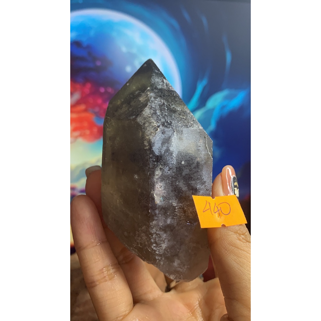 Stone Thạch Anh vàng thông đèn có chóp ẩn bên trong mã 440