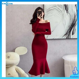 đầm đỏ tết đầm đỏ dự tiệc Pháp cao cấp một chữ vai tiệc tối váy Thu đông sexy bó sát mông đuôi cá váy dệt kim cho phụ nữ