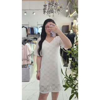 Bigsize công sở - Đầm Ráp Lăn Trắng Hoa