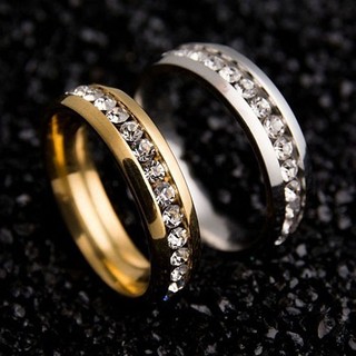 Nhẫn đính hôn titanium gắn đá cho cặp đôi