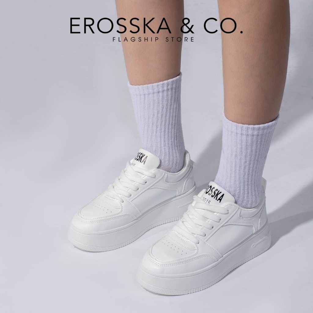 Erosska - Giày sneaker nữ thời trang đi học kiểu dáng basic dễ phối màu trắng - GS026