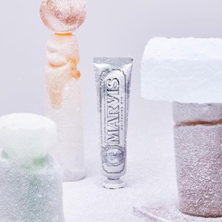 kem đánh răng Marvis Whitening Mint 85ml