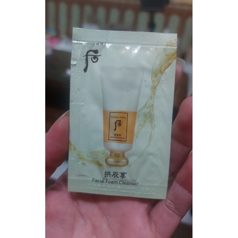 1 gói Sữa rửa mặt Whoo Vàng Facial Foam Cleanser [ date T08/2026]