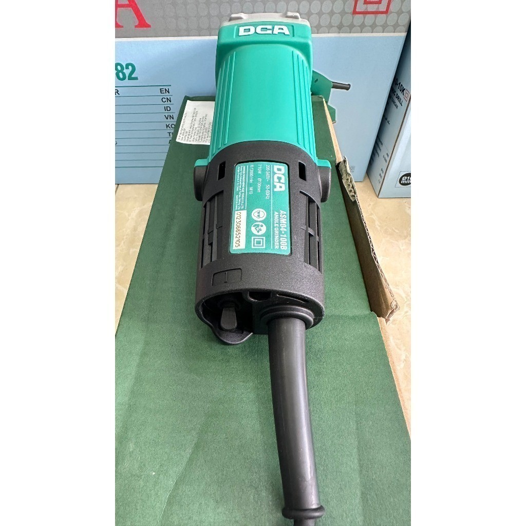 Máy mài góc DCA ASM04-100B 710W - Tặng thêm đá cắt và đá mài