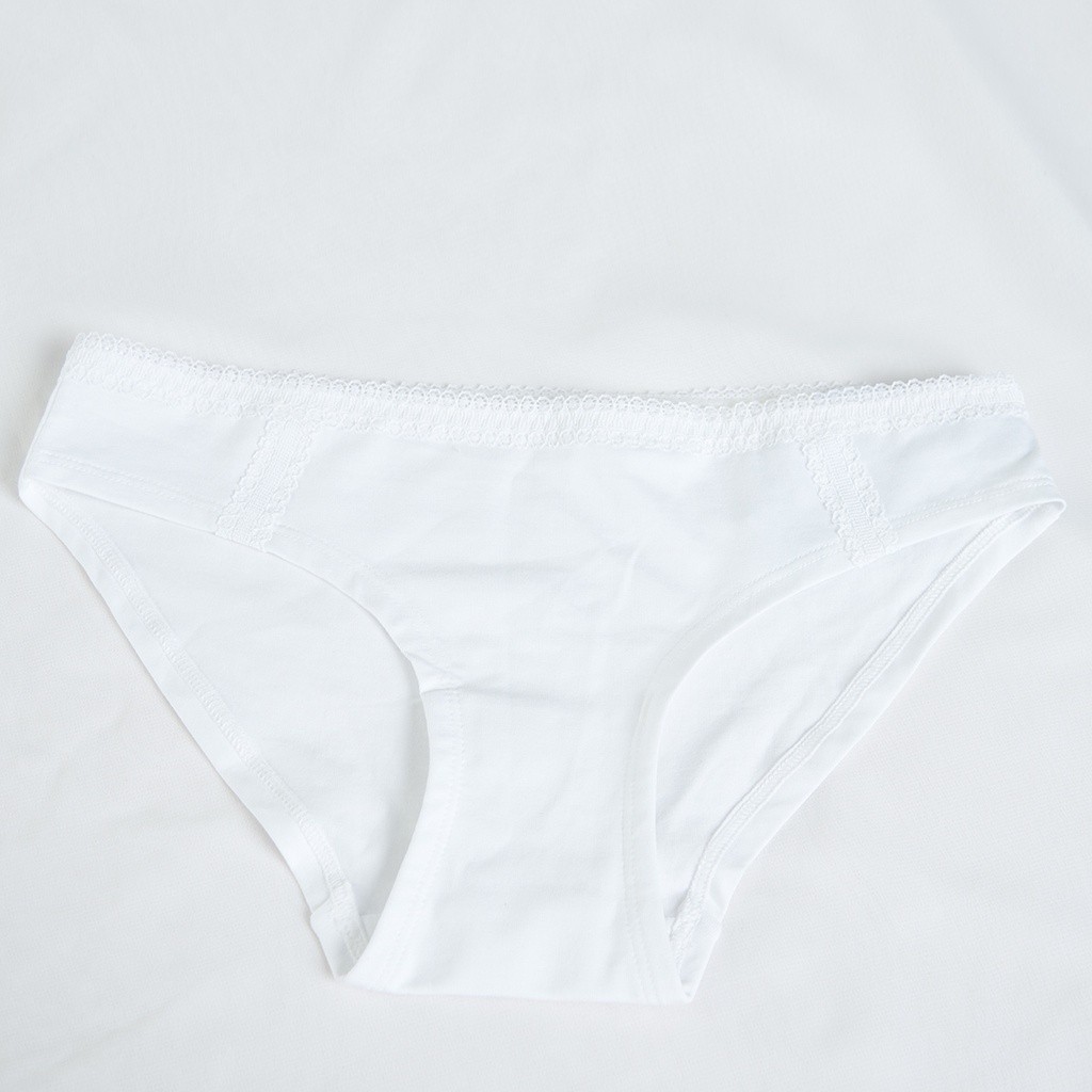 Quần lót học sinh cotton bikini phối viền ren iBasic PANT022