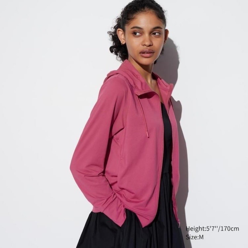 Áo chống nắng Uniqlo chính hãng 2024