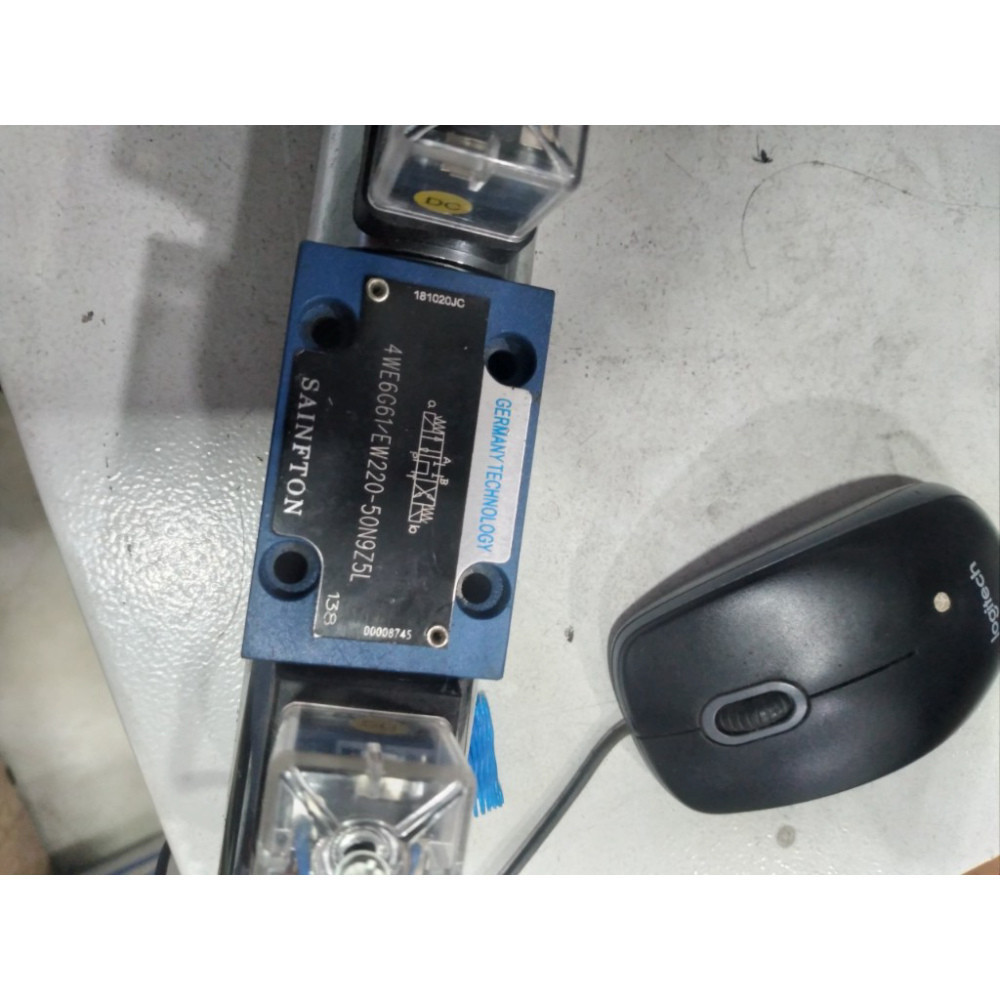 Van thủy lực công nghệ Đức DSG-03-3C2-LW