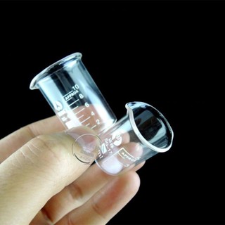 Cốc thủy tinh chia vạch chịu nhiệt 10ml