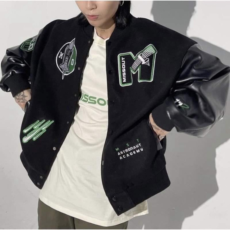 Áo Khoác Bomber Jacket Varsity Cardigan Missout Họa Tiết Thêu Chất Đẹp - Áo Bomber Nam Nữ Hót Trend
