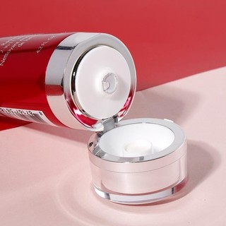 Sữa Rữa Mặt Lựu Đỏ Estee Lauder Nutritious 125ML