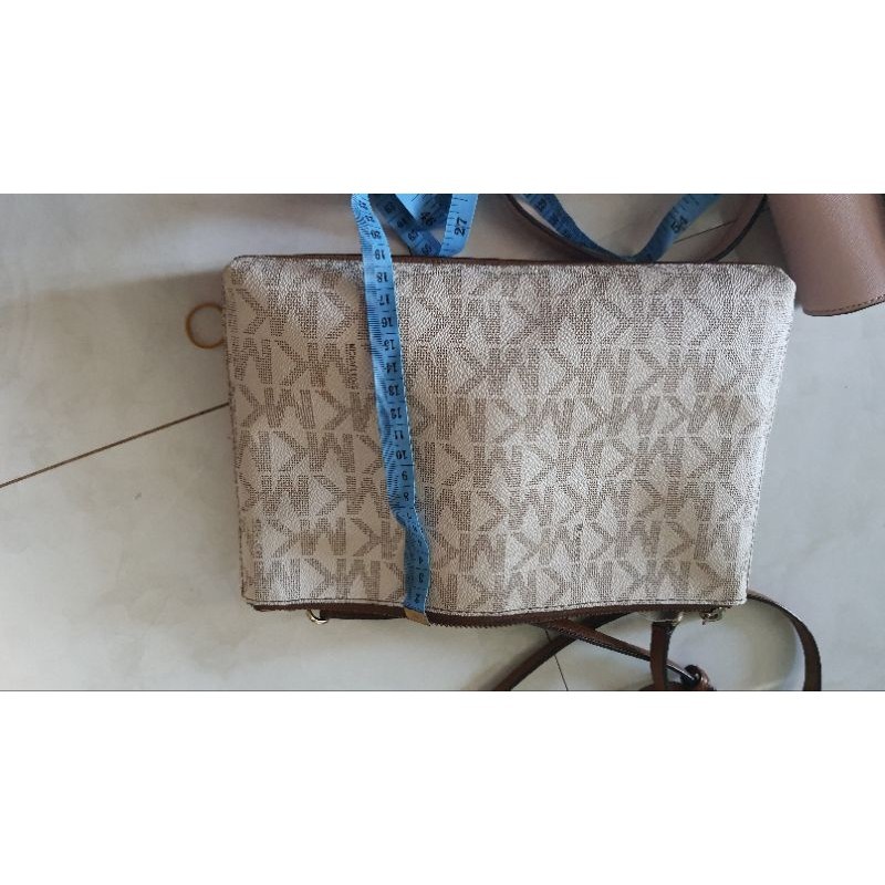 Thanh lý balo adidas auth