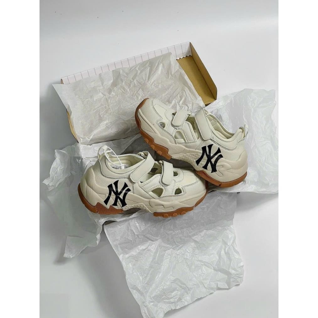 Giày Sandal Mlb Ny Kem Đế Nâu Mới Full Box , Sục Dán Thể Thao MLB Nâu Kem NY chunky New York Yankees