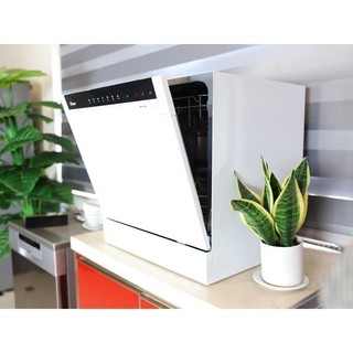 Máy rửa chén bát 8 bộ TEXGIO TG-DTW558
