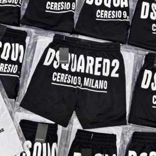 Quần Gió Nam Dsq2 Đen Trơn In Chữ Dsquared2 Milano Trắng Mặt Sau . Quần Short Cho Các Boy Phố Đi Biển Đi Du Lịch 2023