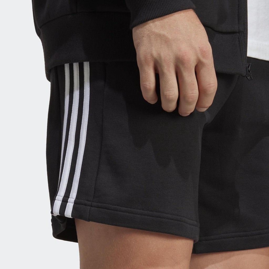 Adidas Phong cách sống Quần Short 3 Sọc Vải Thun Da Cá Essentials Nam Đen IC9435