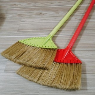 Chổi nhựa quét nhà có tưa sợi quét được tóc, bụi cát dài 88cm