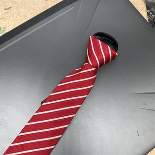 Cà vạt nam mẫu thắt sẵn dây kéo bản nhỏ 6cm mẫu đỏ kẻ trắng mới