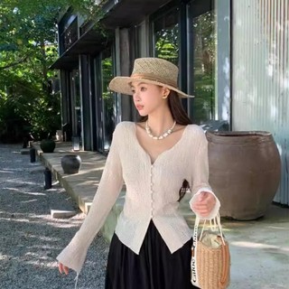 Áo Thun Xốp Kiểu Cài Cúc BB Tay Dài Loe Phối Dây Buộc A5924