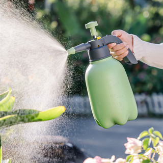 Bình xịt phun nước bằng khí nén