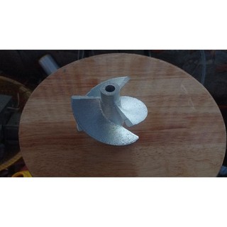 cánh phản lực nước 100 mm .
