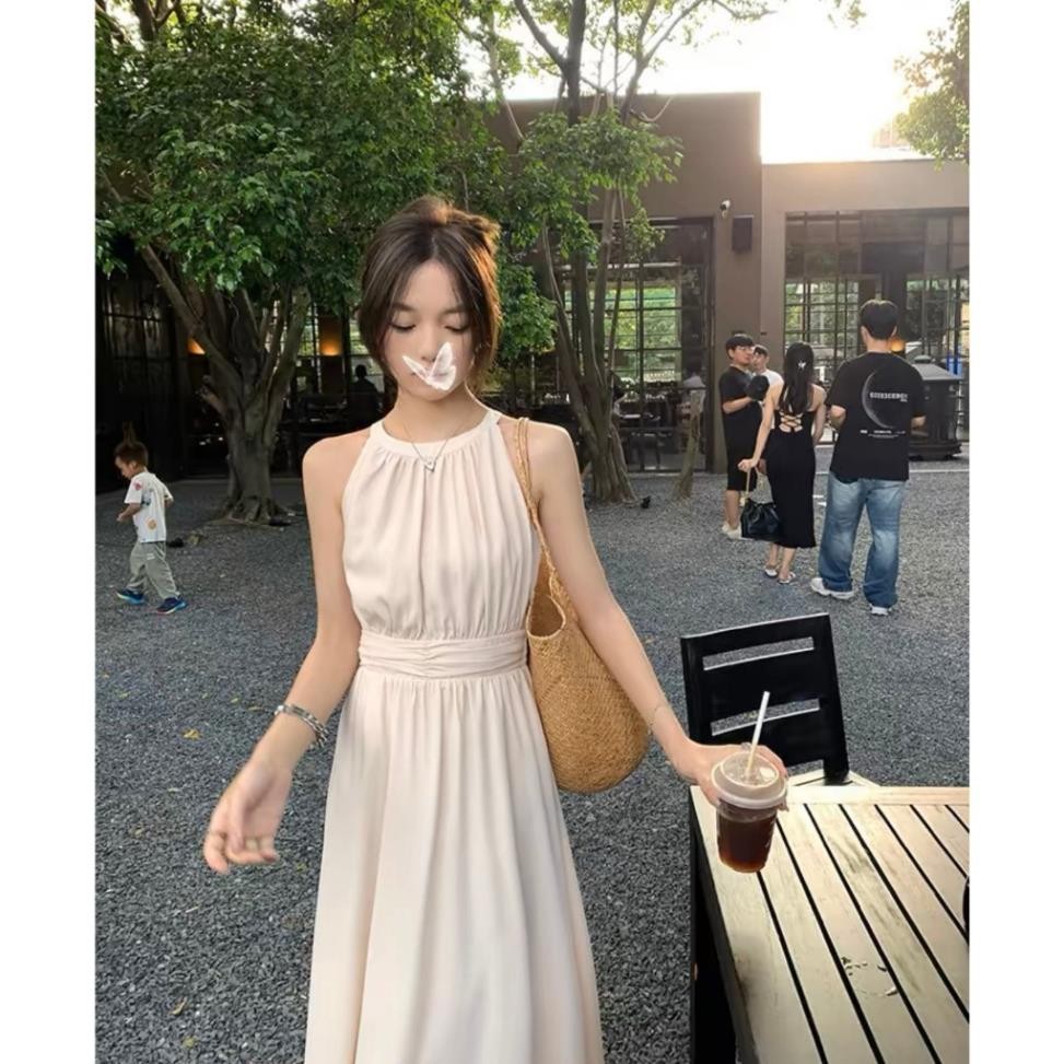 Váy Maxi Cổ Yếm Dáng Dài, Đầm Nữ Chất Lụa Hàn Châu Xòe Nhẹ Bồng Bềnh Ruby's Housee | BigBuy360 - bigbuy360.vn