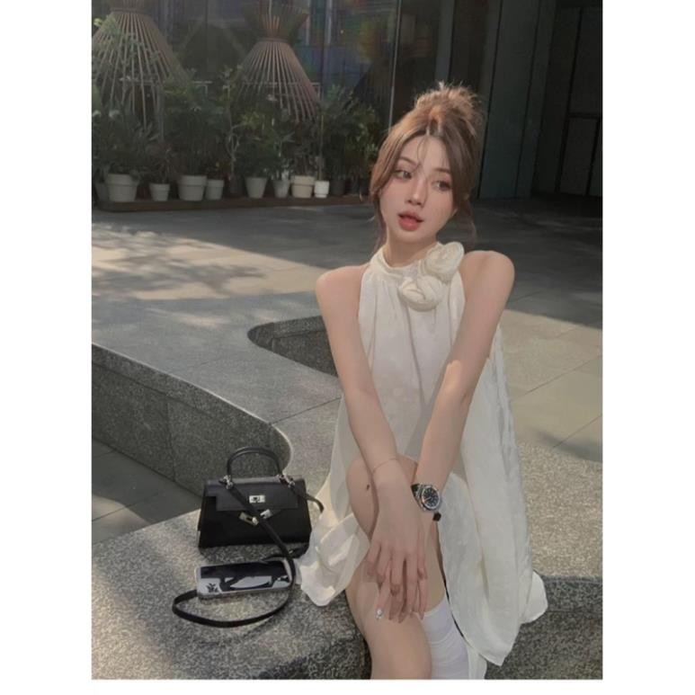 [ HOT ] Váy Hoa Thêu Linen Cổ Yếm Kèm Hoa Dáng Suông Hàng 2 Lớp Siêu Xinh V13 | BigBuy360 - bigbuy360.vn