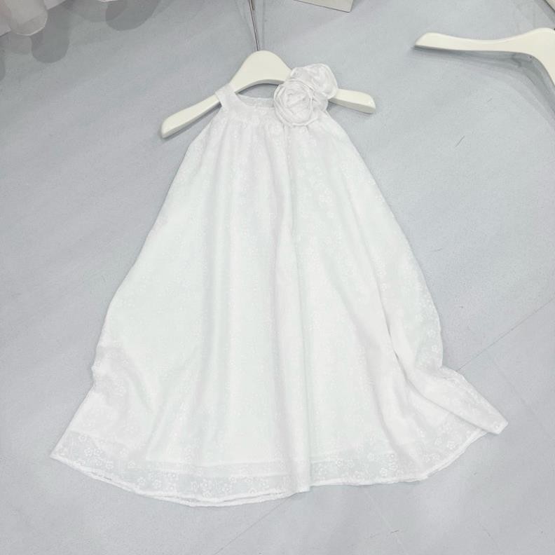 [ HOT ] Váy Hoa Thêu Linen Cổ Yếm Kèm Hoa Dáng Suông Hàng 2 Lớp Siêu Xinh V13 | BigBuy360 - bigbuy360.vn