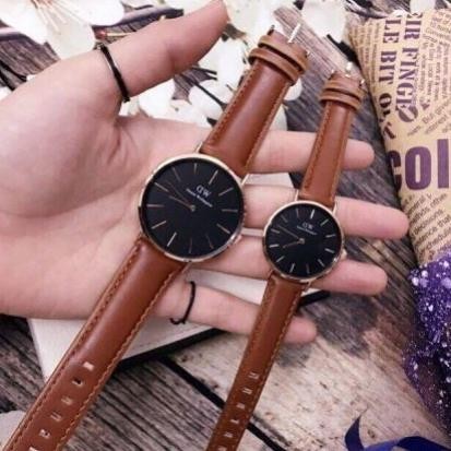 Đồng Hồ DW, Đồng Hồ Đôi Chính Hãng Mặt Tròn Đơn Giản Dây Da Mềm Sang Trọng Chống Nước Tốt
