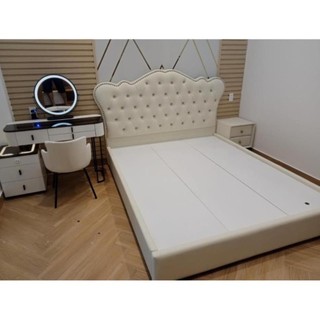 Giường bọc da cao cấp . đặt màu và kích thước theo yêu cầu free ship hà nội hn