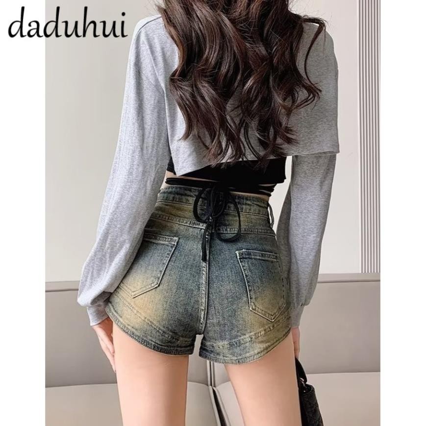 Quần Short Jeans Nữ , Quần Đùi Nữ Chất Liệu Demin Màu Xanh Cổ Điển Đơn Giản L001 | BigBuy360 - bigbuy360.vn