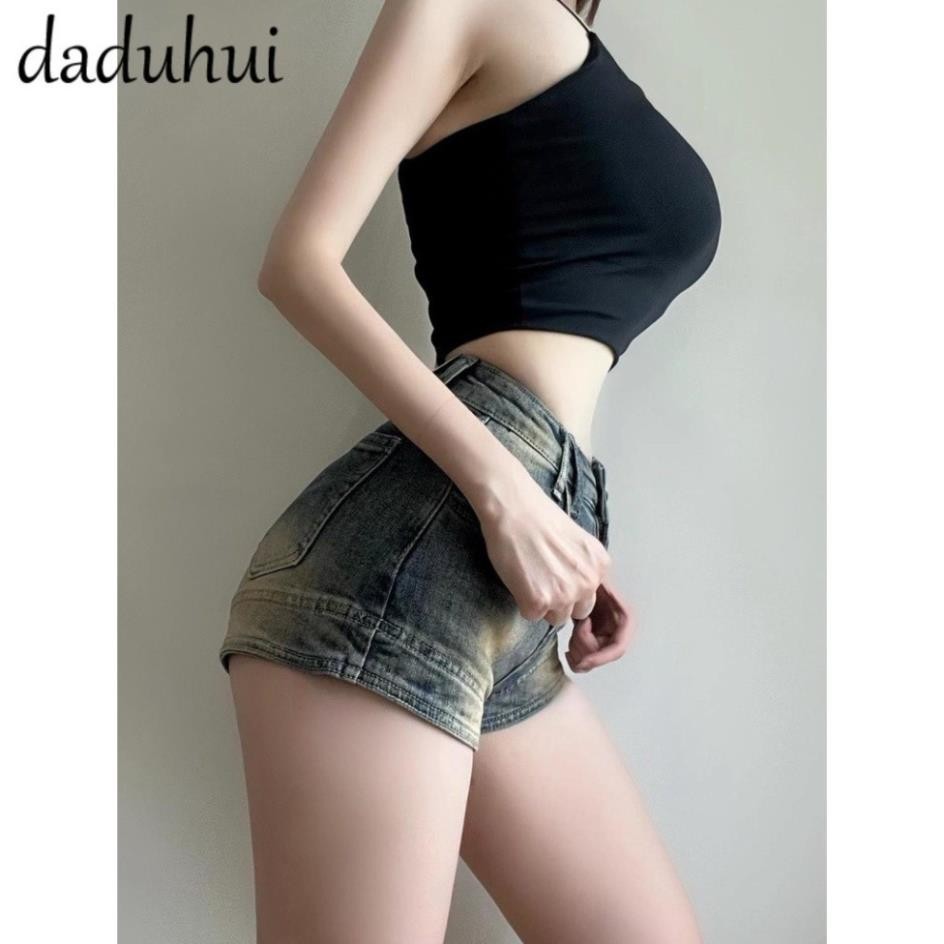 Quần Short Jeans Nữ , Quần Đùi Nữ Chất Liệu Demin Màu Xanh Cổ Điển Đơn Giản L001 | BigBuy360 - bigbuy360.vn