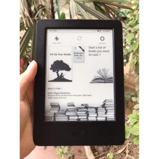 Máy đọc sách Kindle Basic - không đèn nền - Chính hãng Amazon